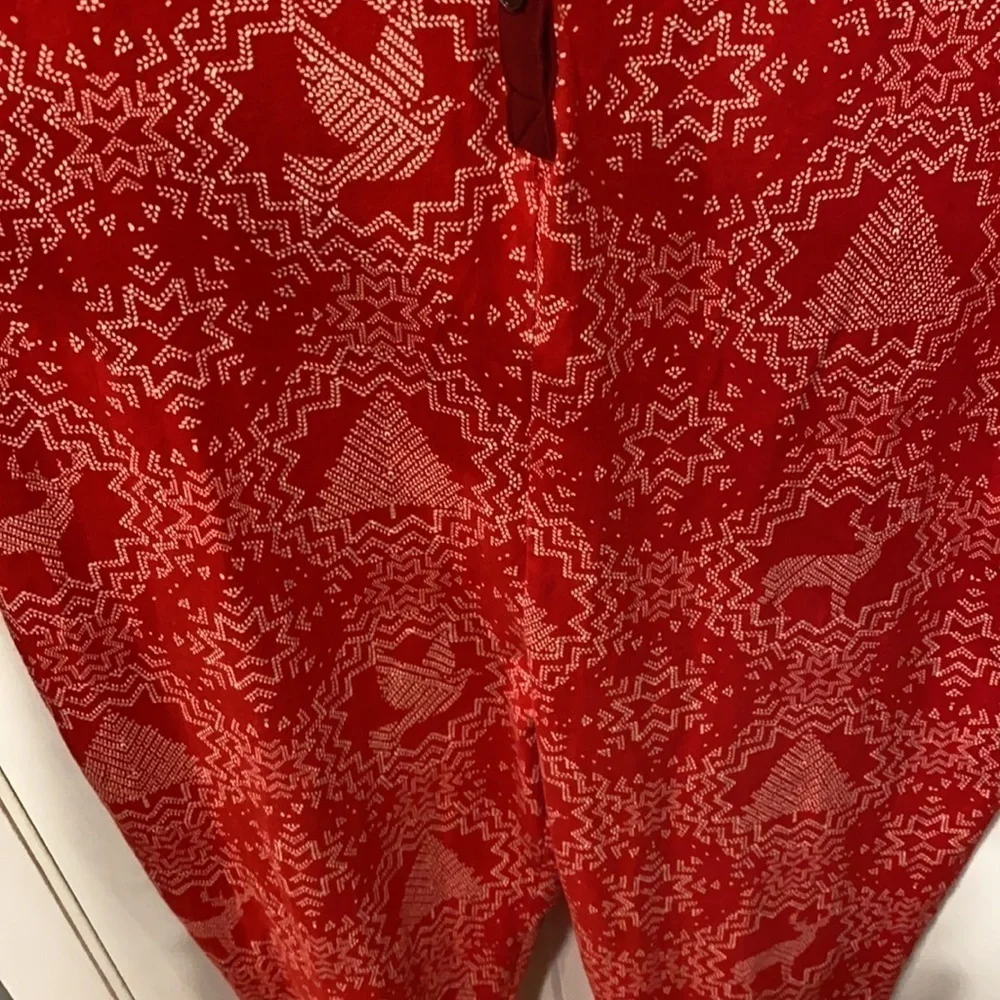 Hearth & Hand Magnolia Holiday Onesie Pajamas EUC
